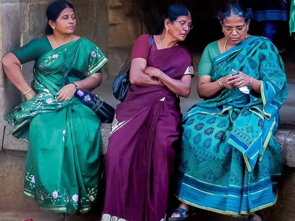 600,000 Women Self-Help Groups to Receive Smartphones in Odisha